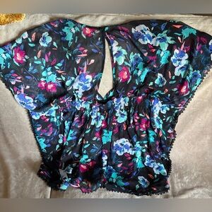 Time and Tru Multi Color Floral Swimsuit Cover Up Lace Trim Women’s 2X (20/22W)